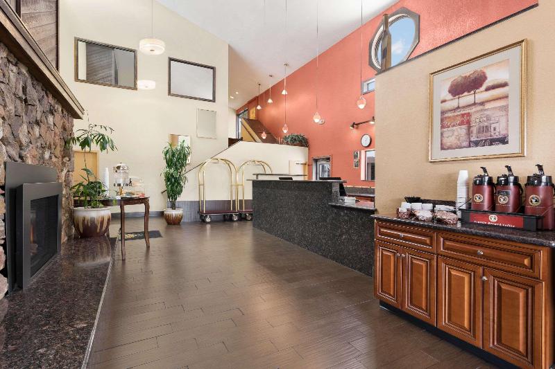 Days Hotel By Wyndham Flagstaff