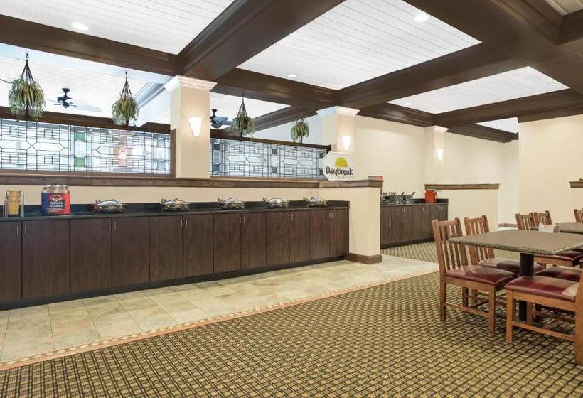 호텔 Days Inn By Wyndham Asheville/mall