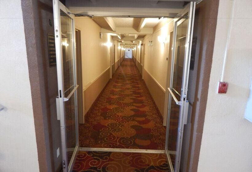 酒店 Days Inn By Wyndham Carlisle North