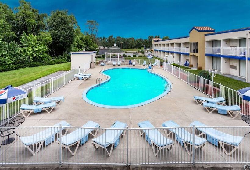 酒店 Days Inn By Wyndham Carlisle North