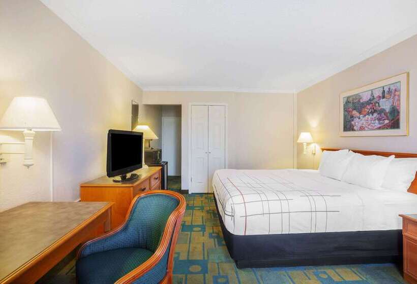 فندق Days Inn By Wyndham Del Rio