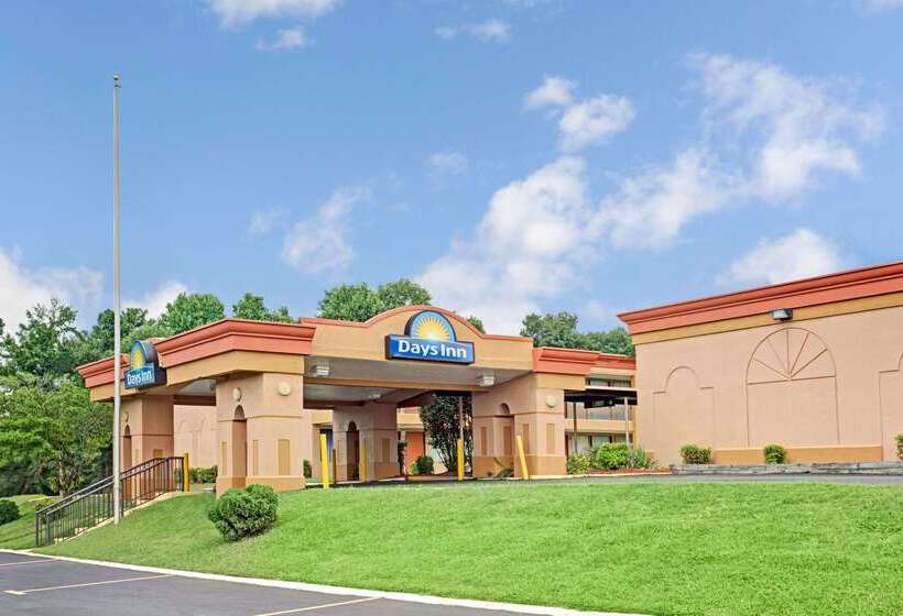 בית מלון כפרי Days Inn By Wyndham Durham/near Duke University