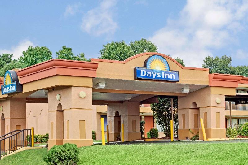 בית מלון כפרי Days Inn By Wyndham Durham/near Duke University