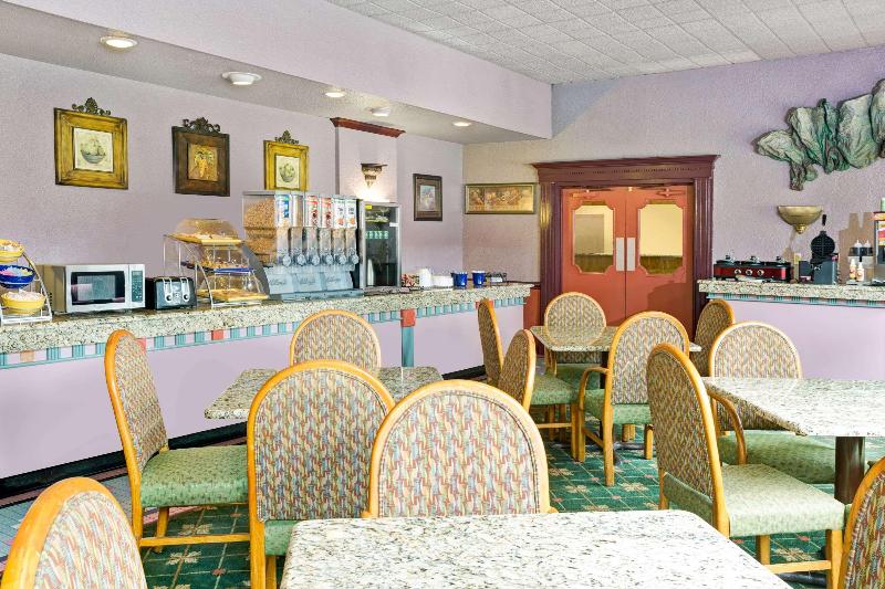 בית מלון כפרי Days Inn By Wyndham Durham/near Duke University