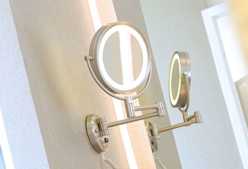 فندق Doubletree By Hilton Boston Rockland