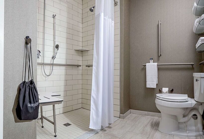 فندق Doubletree By Hilton Boston Rockland