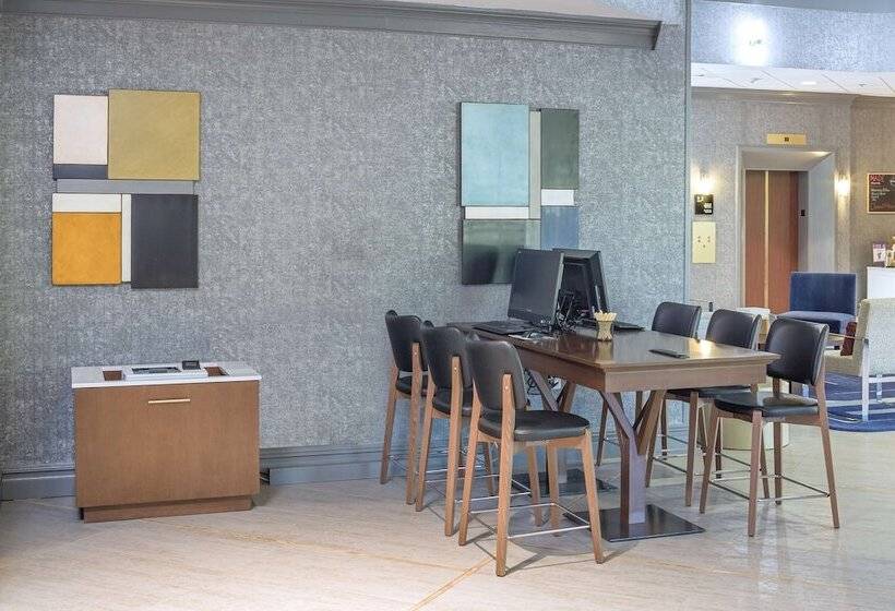 فندق Doubletree By Hilton Boston Rockland