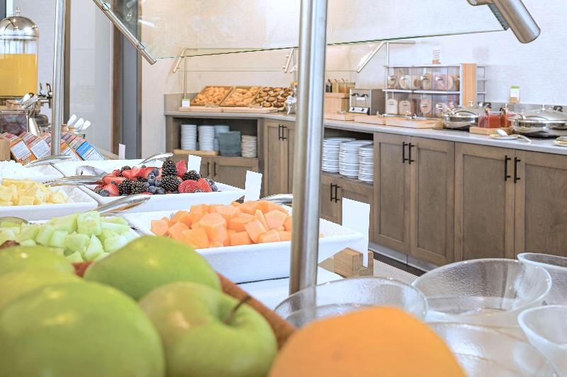 فندق Doubletree By Hilton Boston Rockland