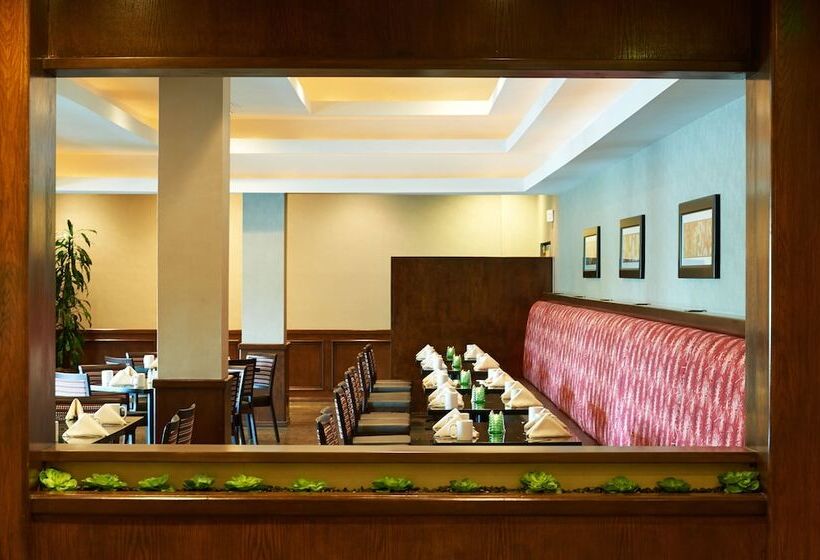 فندق Doubletree By Hilton Buena Park