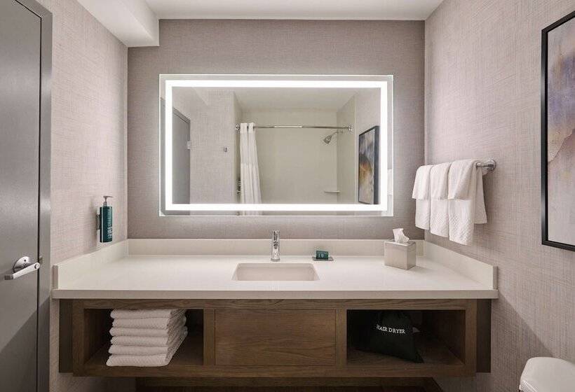 فندق Doubletree By Hilton Buena Park