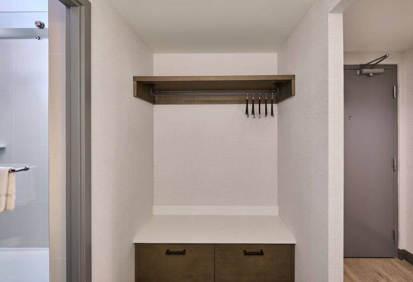 فندق Doubletree By Hilton Buena Park