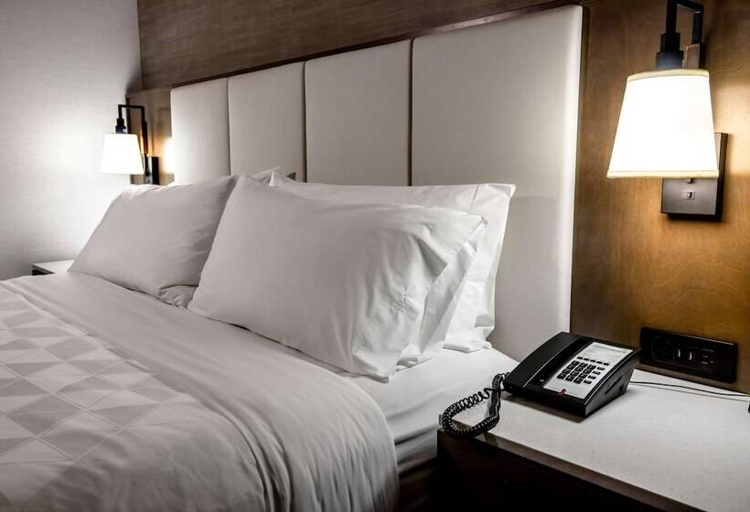 فندق Doubletree By Hilton Buena Park