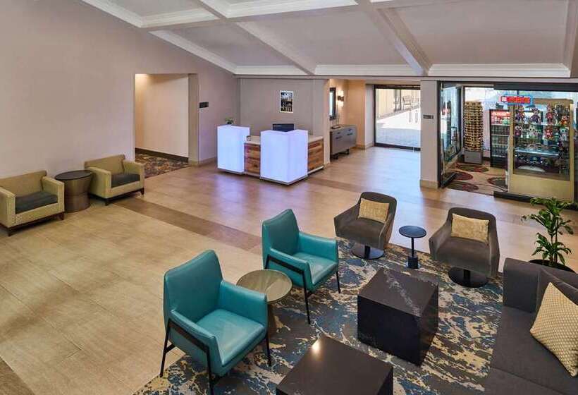 فندق Doubletree By Hilton Buena Park