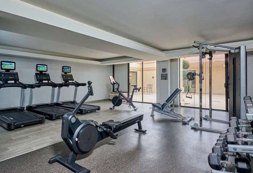 فندق Doubletree By Hilton Buena Park