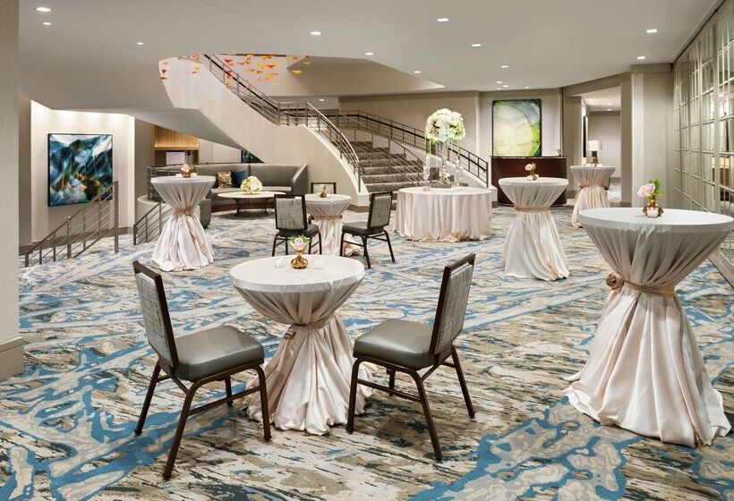 酒店 Doubletree By Hilton Chicago Magnificent Mile