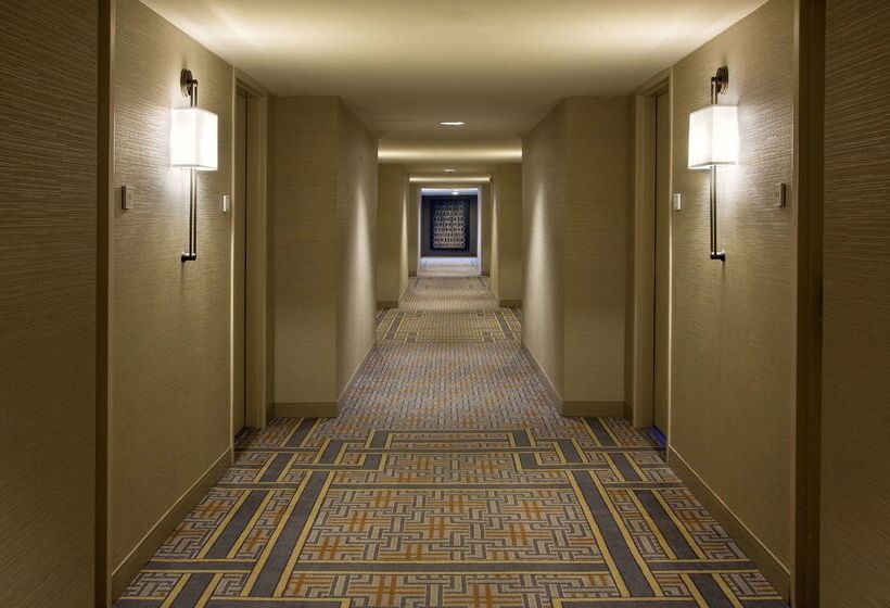 هتل Doubletree By Hilton  Chicago  Oak Brook