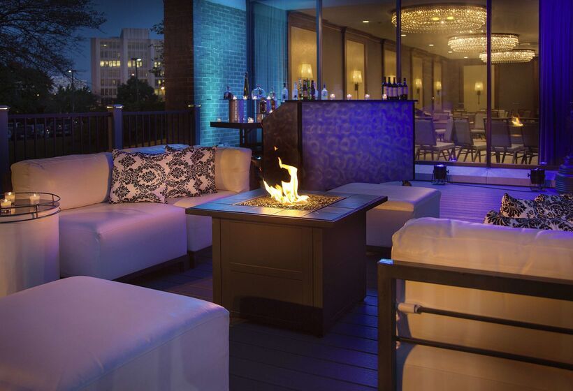 هتل Doubletree By Hilton  Chicago  Oak Brook