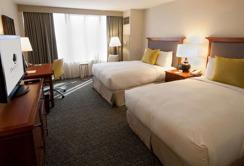هتل Doubletree By Hilton  Chicago  Oak Brook