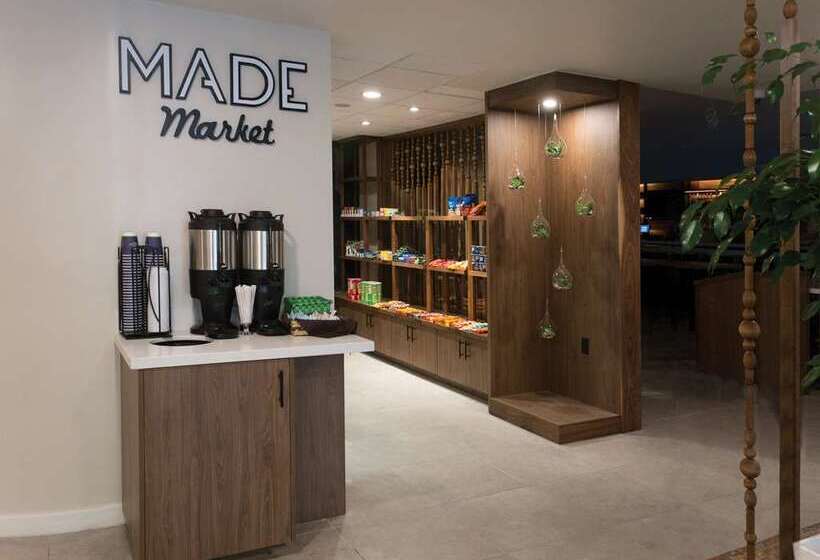 فندق Doubletree By Hilton Chico