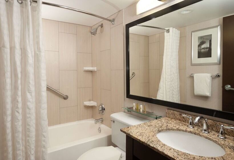 Doubletree By Hilton Hotel Cleveland Downtown   Lakeside