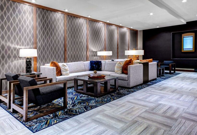 Doubletree By Hilton Hotel Arlington Dfw South