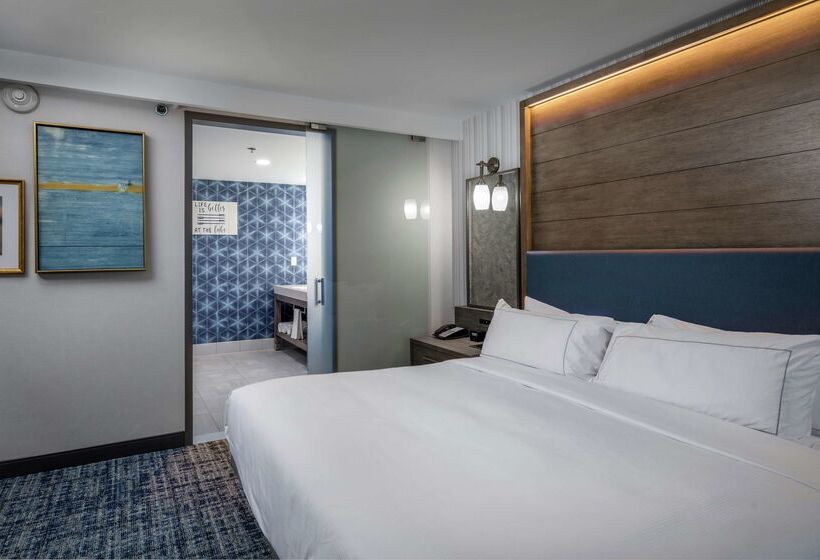 فندق Doubletree By Hilton Hot Springs