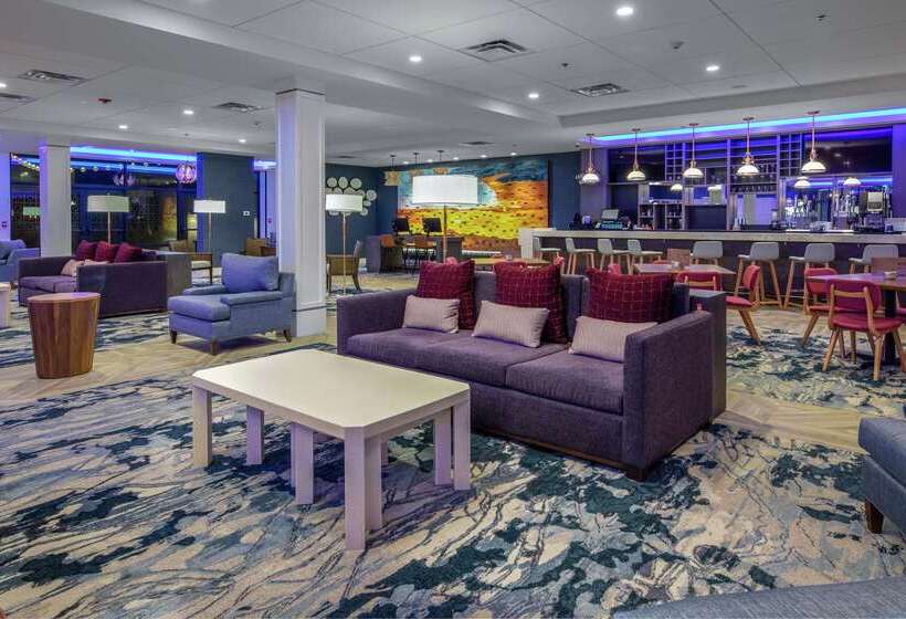 فندق Doubletree By Hilton Hot Springs