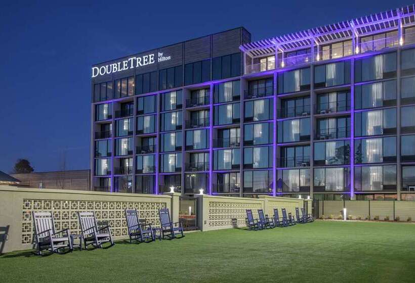 فندق Doubletree By Hilton Hot Springs