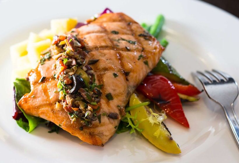 فندق Doubletree By Hilton  Libertyville  Mundelein