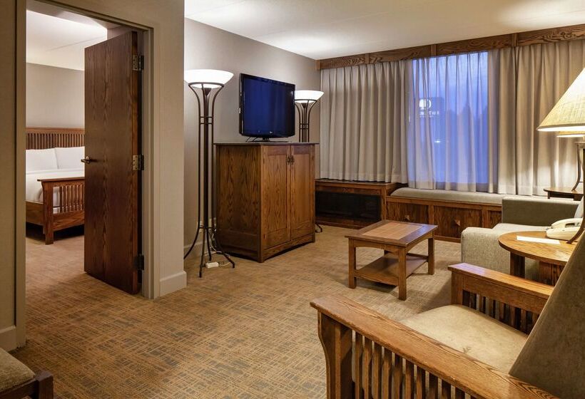 فندق Doubletree By Hilton  Libertyville  Mundelein