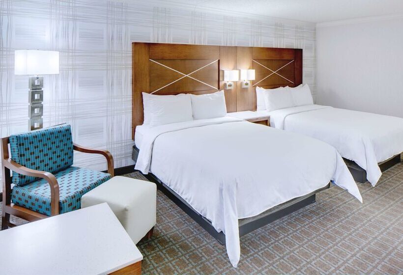 호텔 Doubletree By Hilton Madison Downtown