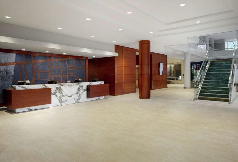 هتل Doubletree By Hilton Manchester Downtown