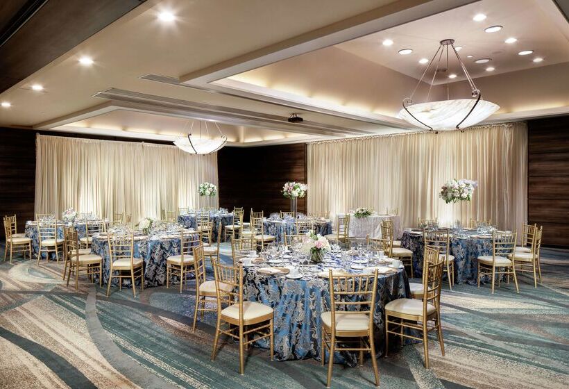 בית מלון כפרי Doubletree By Hilton Monrovia Pasadena Area