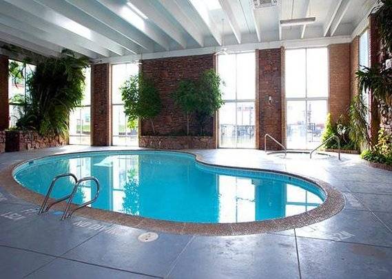 فندق Oaktree Inn