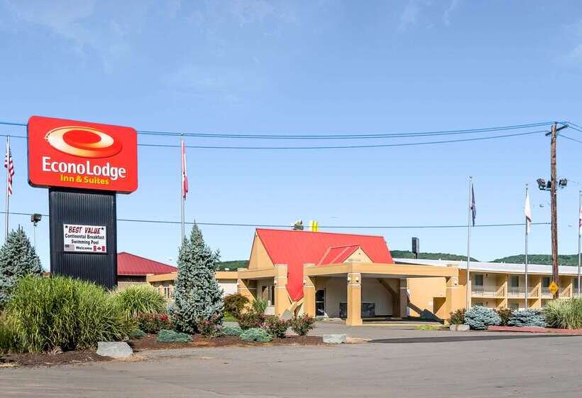 Отель Econo Lodge Inn And Suites