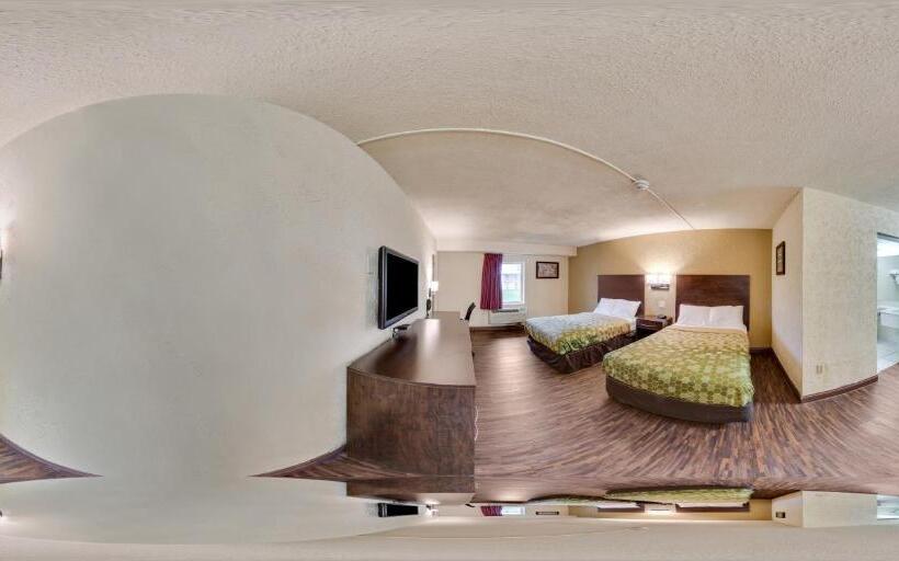 Отель Econo Lodge Inn And Suites