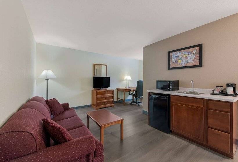 فندق Baymont By Wyndham Iron Mountain