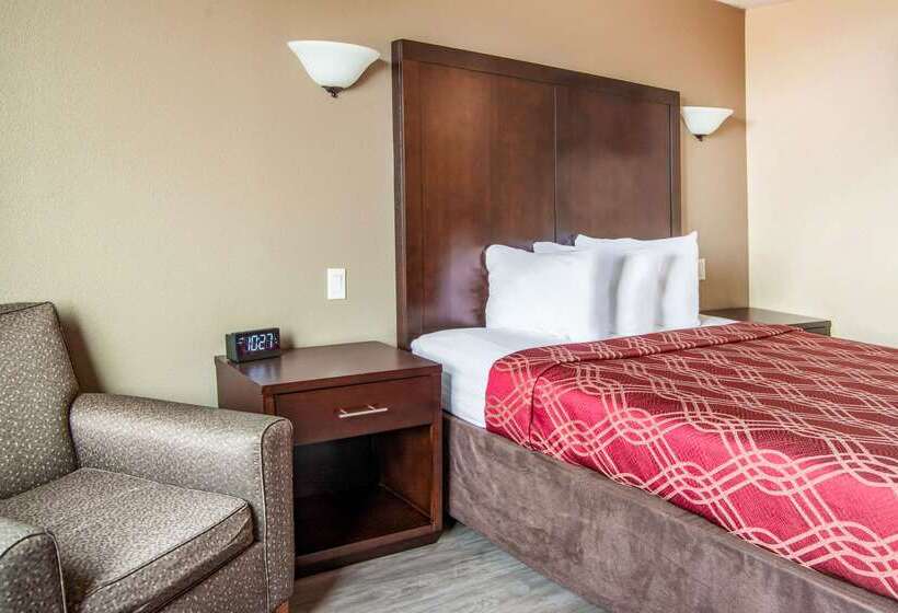 Отель Econo Lodge