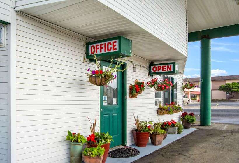 Отель Econo Lodge