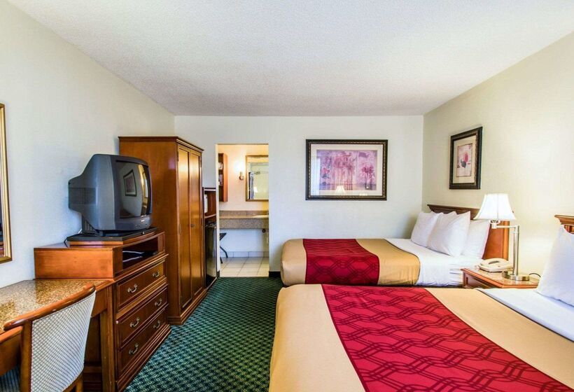 Island Hotel Of Space Coast