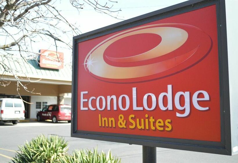 ホテル Econo Lodge Inn & Suites Spokane
