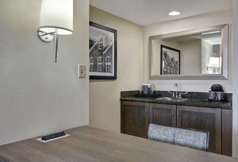 Embassy Suites Hotel Winston Salem