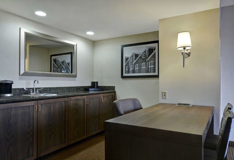 Embassy Suites Hotel Winston Salem