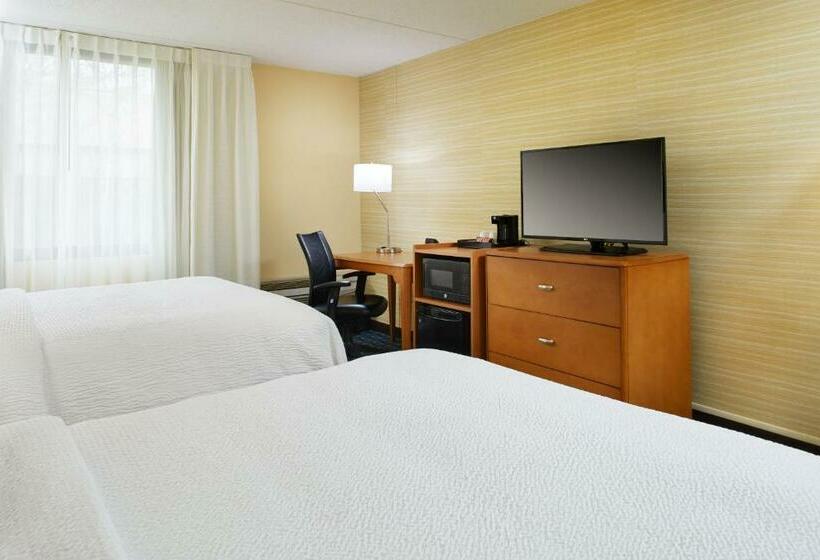 فندق Fairfield Inn & Suites By Marriott Cleveland Beachwood