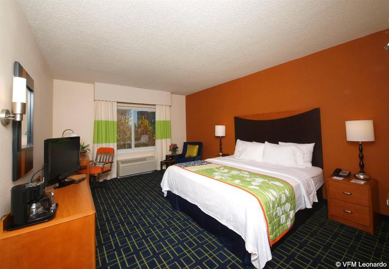 בית מלון כפרי Fairfield Inn & Suites Cookeville