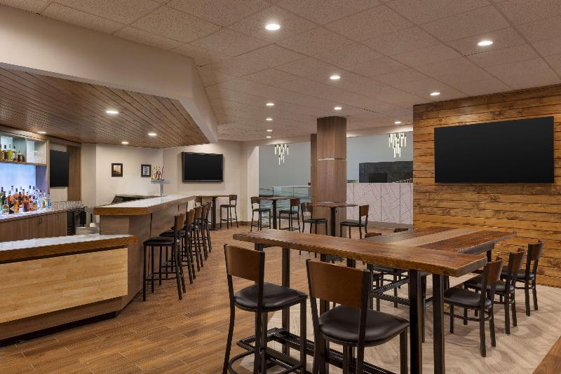 هتل Doubletree By Hilton Fort Worth South