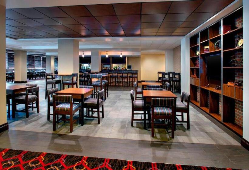 فندق Four Points By Sheraton Charleston