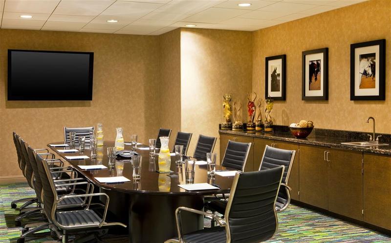 هتل Four Points By Sheraton Tucson Airport