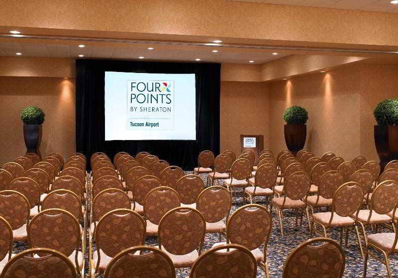 ホテル Four Points By Sheraton Tucson Airport