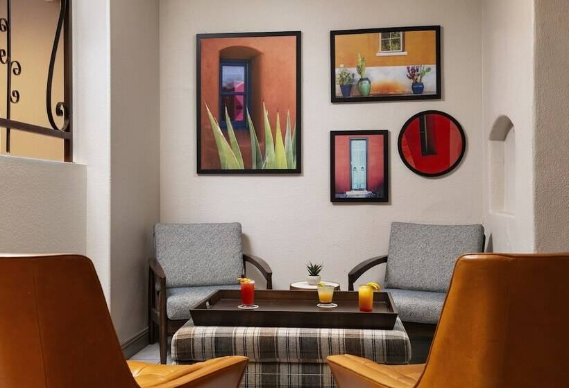 ホテル Four Points By Sheraton Tucson Airport